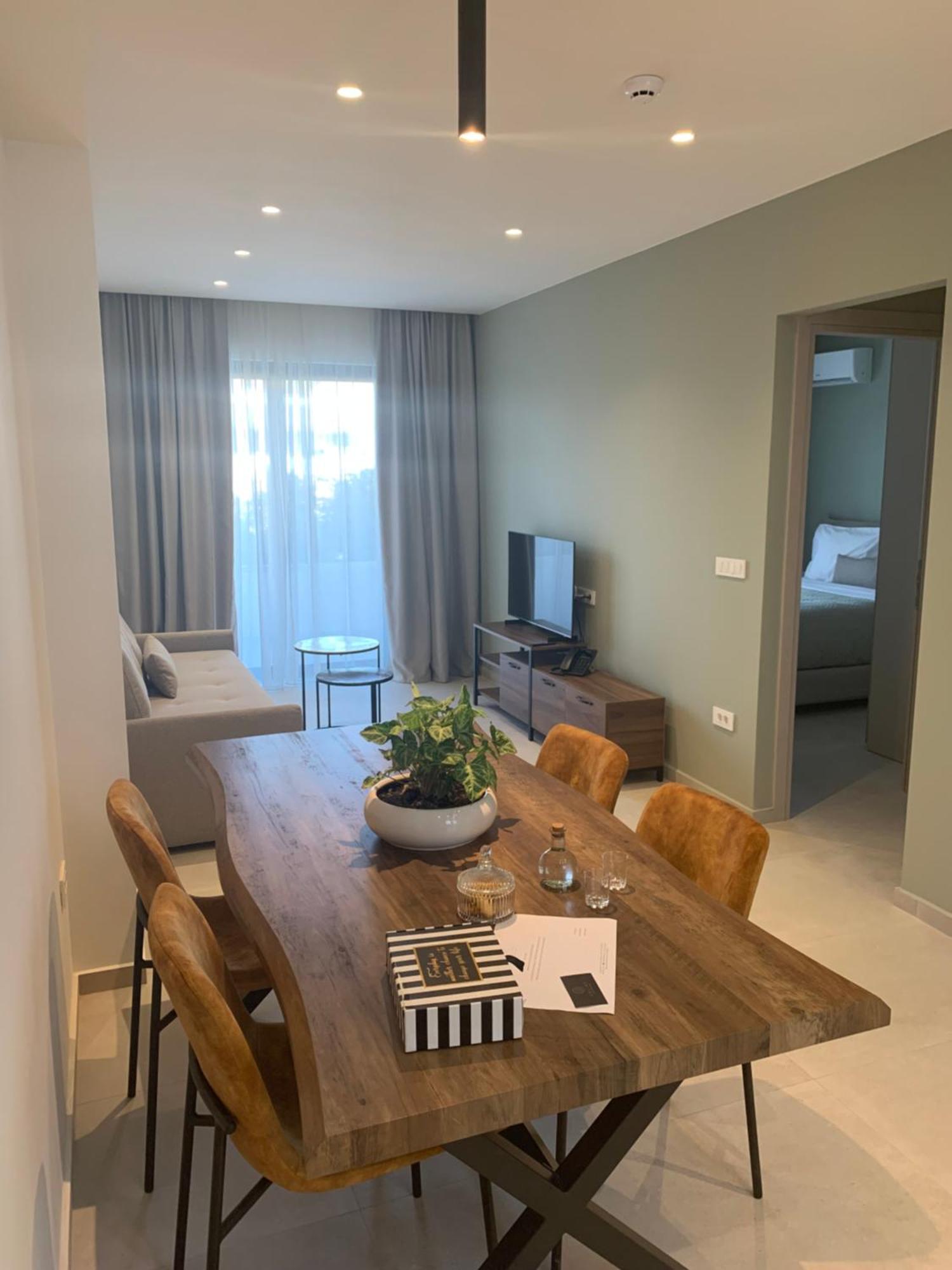 Celine Luxury Apartments & Suites Ájosz Nikólaosz Kültér fotó